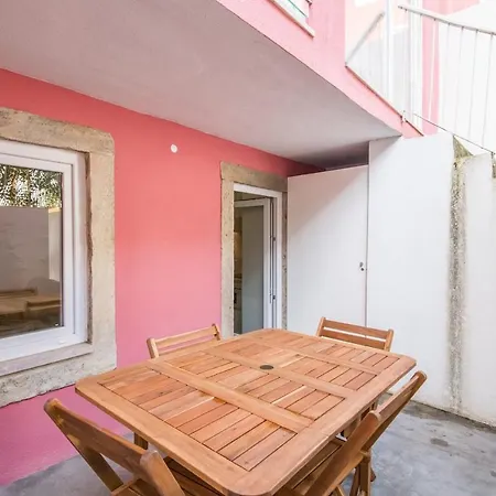 アパート Sunny & Lovely W/ Patio By Lovelystay *